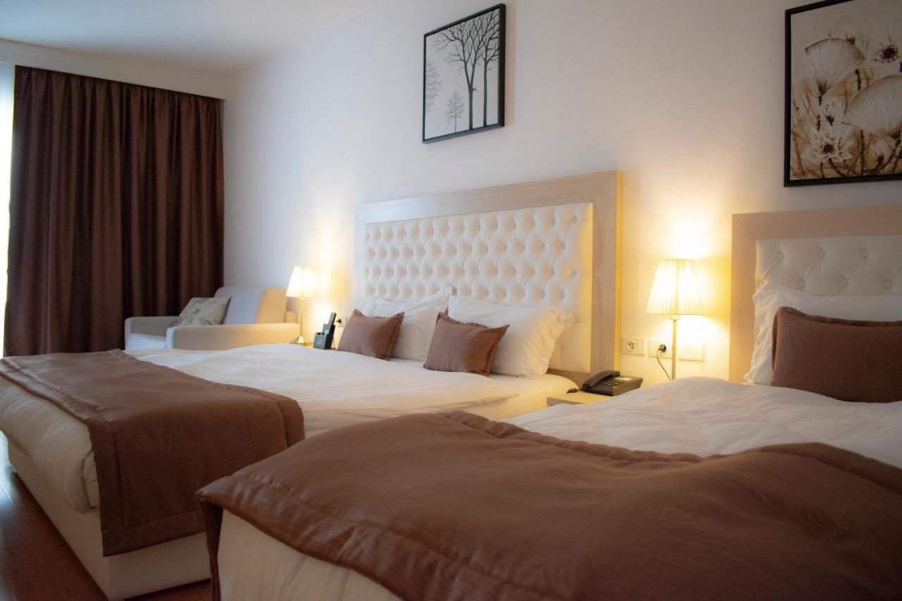 Hotell Bleart 4*
